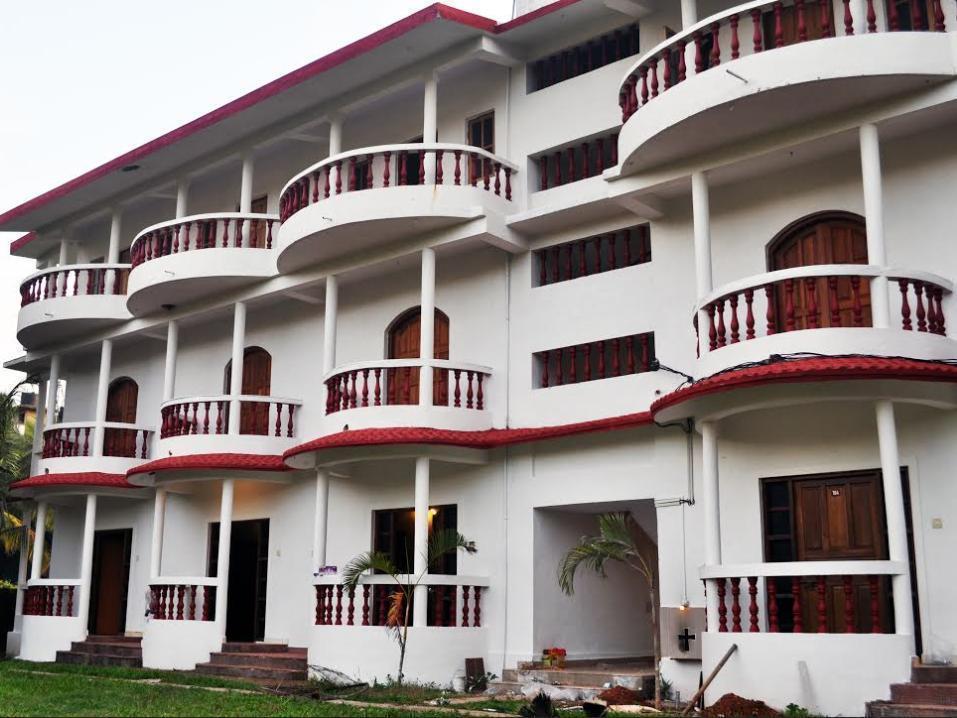 Oasis Beach Resort Goa Exteriör bild